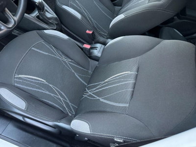 Peugeot 208 HDi 68 CV 5 porte Active (9)