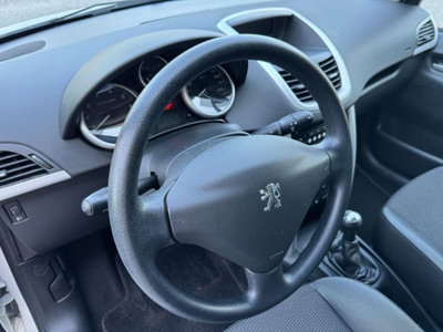 Peugeot 207 HDi 70CV 5p. Energie (12)