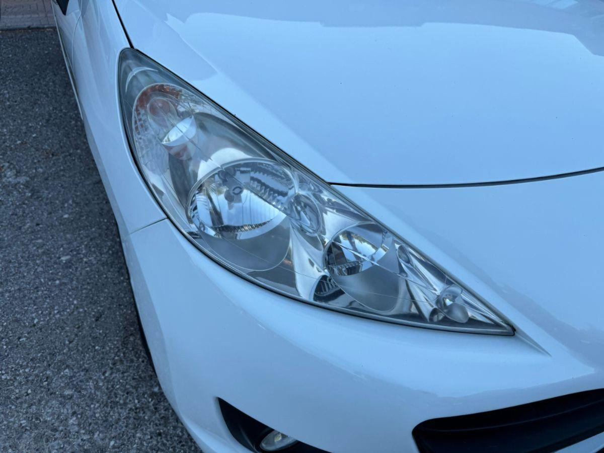Peugeot 207 HDi 70CV 5p. Energie (20)