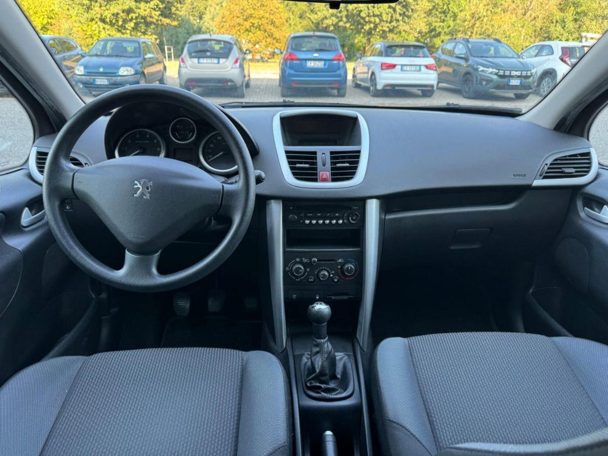 Peugeot 207 HDi 70CV 5p. Energie (7)