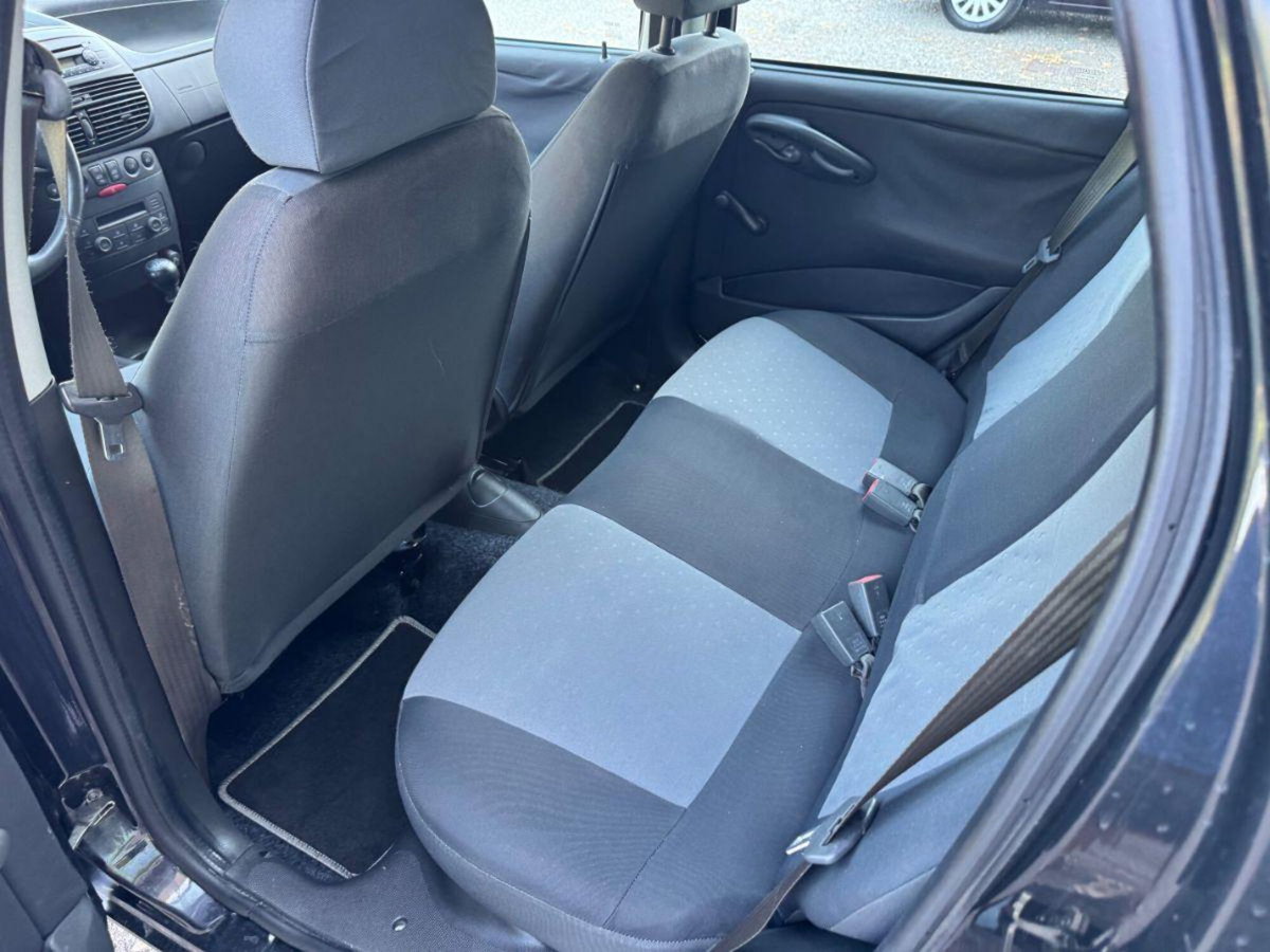Fiat Punto 1.2 5 porte Dynamic (10)
