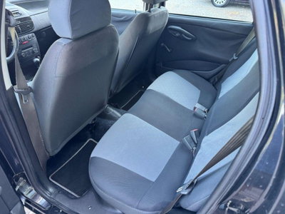 Fiat Punto 1.2 5 porte Dynamic (10)