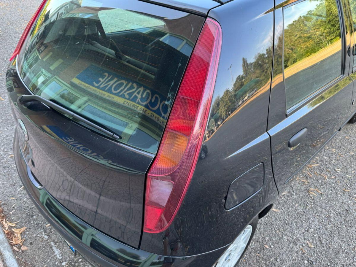 Fiat Punto 1.2 5 porte Dynamic (20)