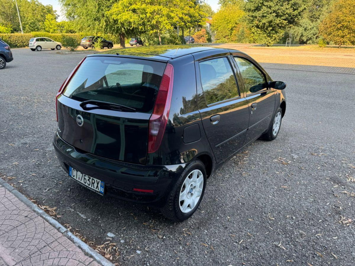 Fiat Punto 1.2 5 porte Dynamic (4)