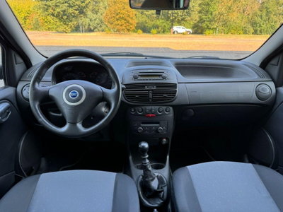 Fiat Punto 1.2 5 porte Dynamic (7)
