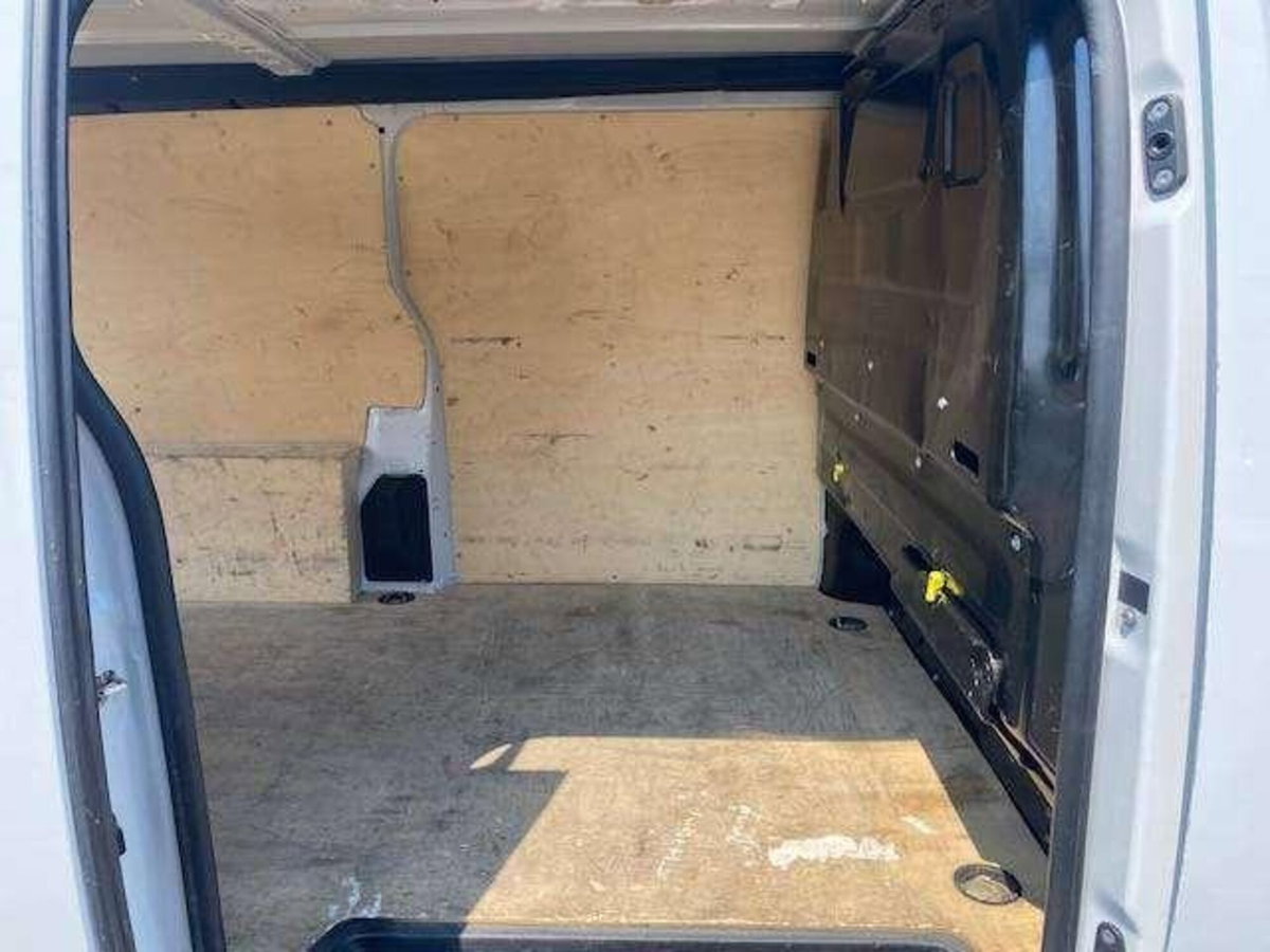 Opel Vivaro 1.5 Diesel 100CV S&S PL-TN M (8)