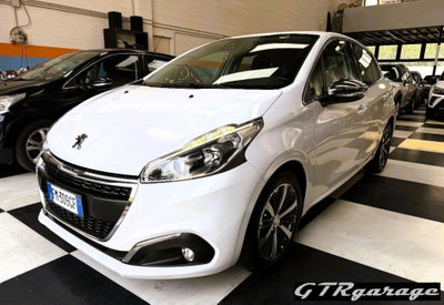 Peugeot 208 100 5 porte Allure usata