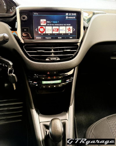 Peugeot 208 100 5 porte Allure (10)
