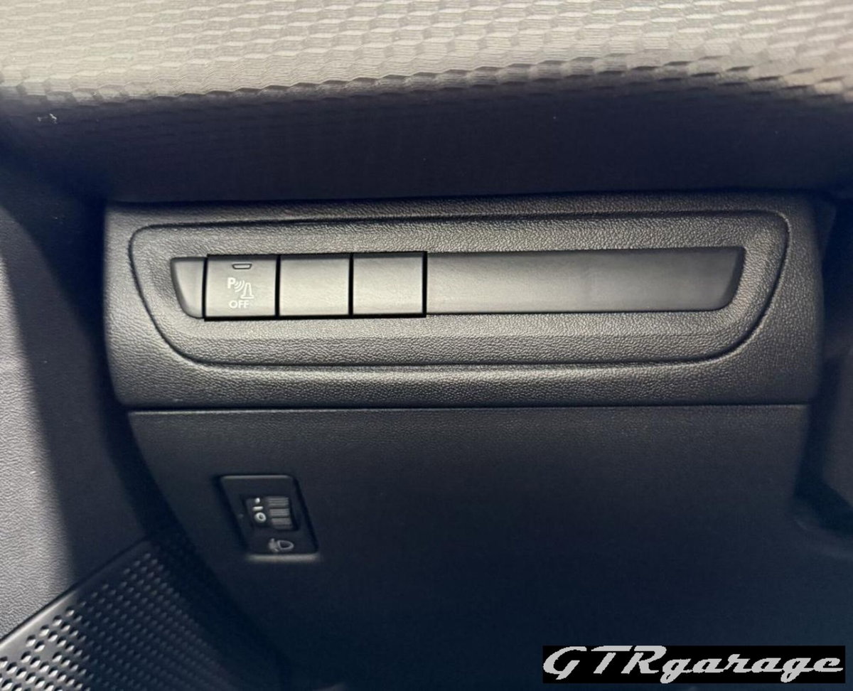 Peugeot 208 100 5 porte Allure (15)