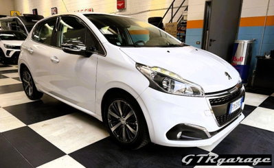 Peugeot 208 100 5 porte Allure (3)
