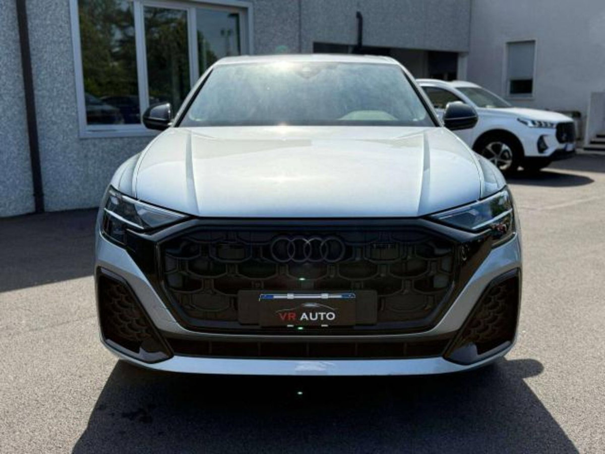 Audi Q8 3.0 tdi mhev S line edition quattro 286cv tiptronic (2)