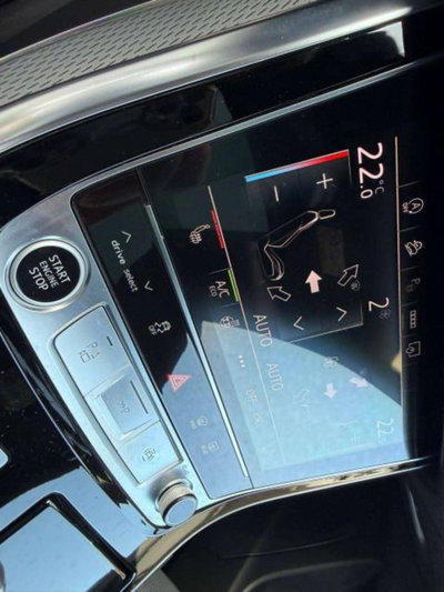 Audi Q8 3.0 tdi mhev S line edition quattro 286cv tiptronic (9)