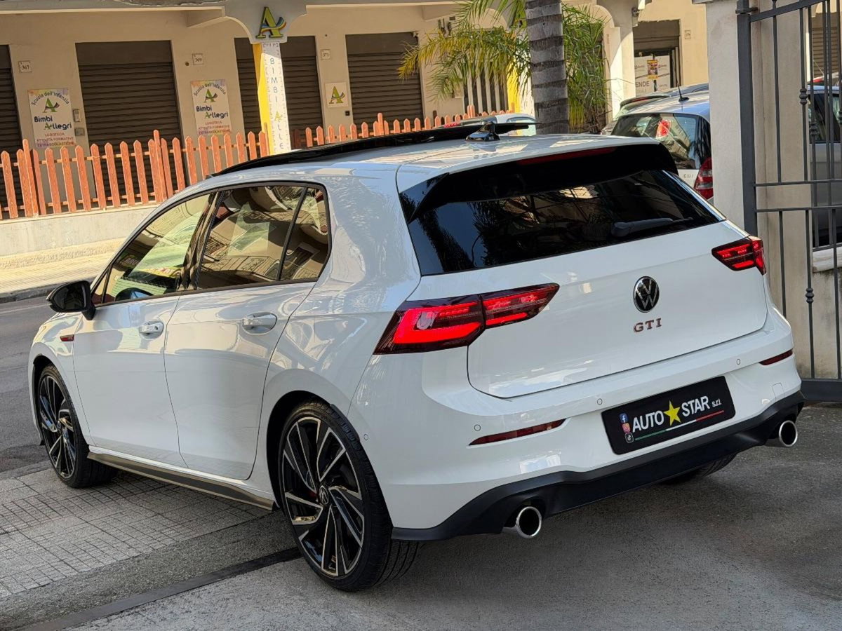 Volkswagen Golf GTI Performance 2.0 245 CV TSI DSG 5p. BMT (6)