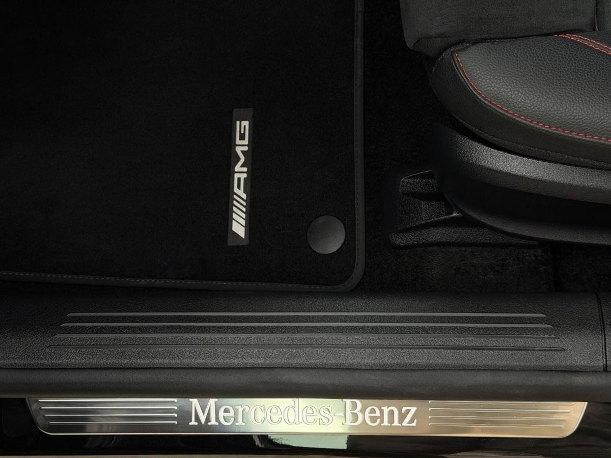 Mercedes-Benz Classe A Sedan 220 d Automatic 4p. Premium (14)