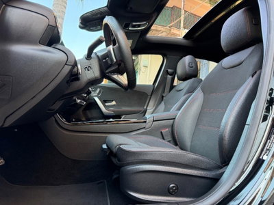 Mercedes-Benz Classe A Sedan 220 d Automatic 4p. Premium (15)