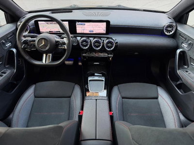 Mercedes-Benz Classe A Sedan 220 d Automatic 4p. Premium (16)
