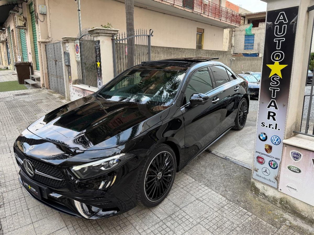 Mercedes-Benz Classe A Sedan 220 d Automatic 4p. Premium (2)