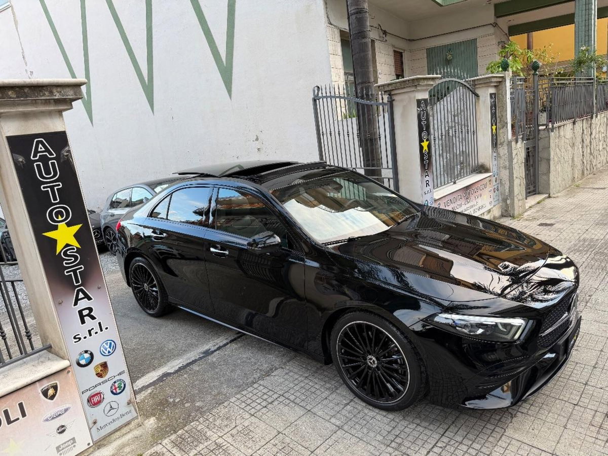 Mercedes-Benz Classe A Sedan 220 d Automatic 4p. Premium (4)
