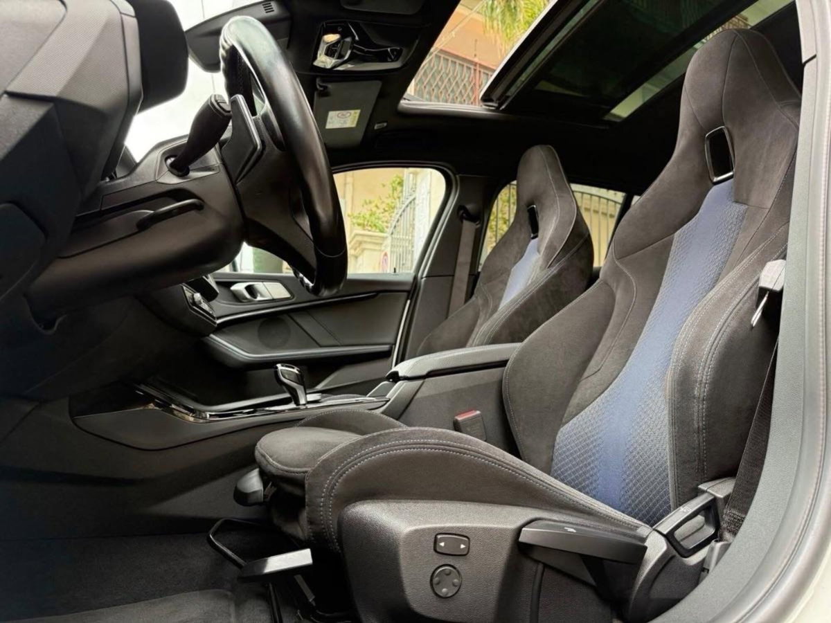 BMW Serie 1 118d 5p. Sport (15)