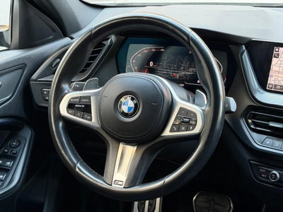 BMW Serie 1 118d 5p. Sport (19)