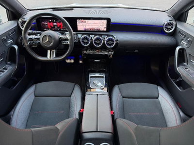 Mercedes-Benz Classe A 200 d Automatic Premium (17)