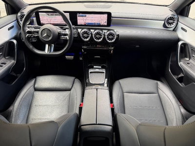 Mercedes-Benz Classe A Sedan 220 d Automatic 4Matic 4p. Premium (15)