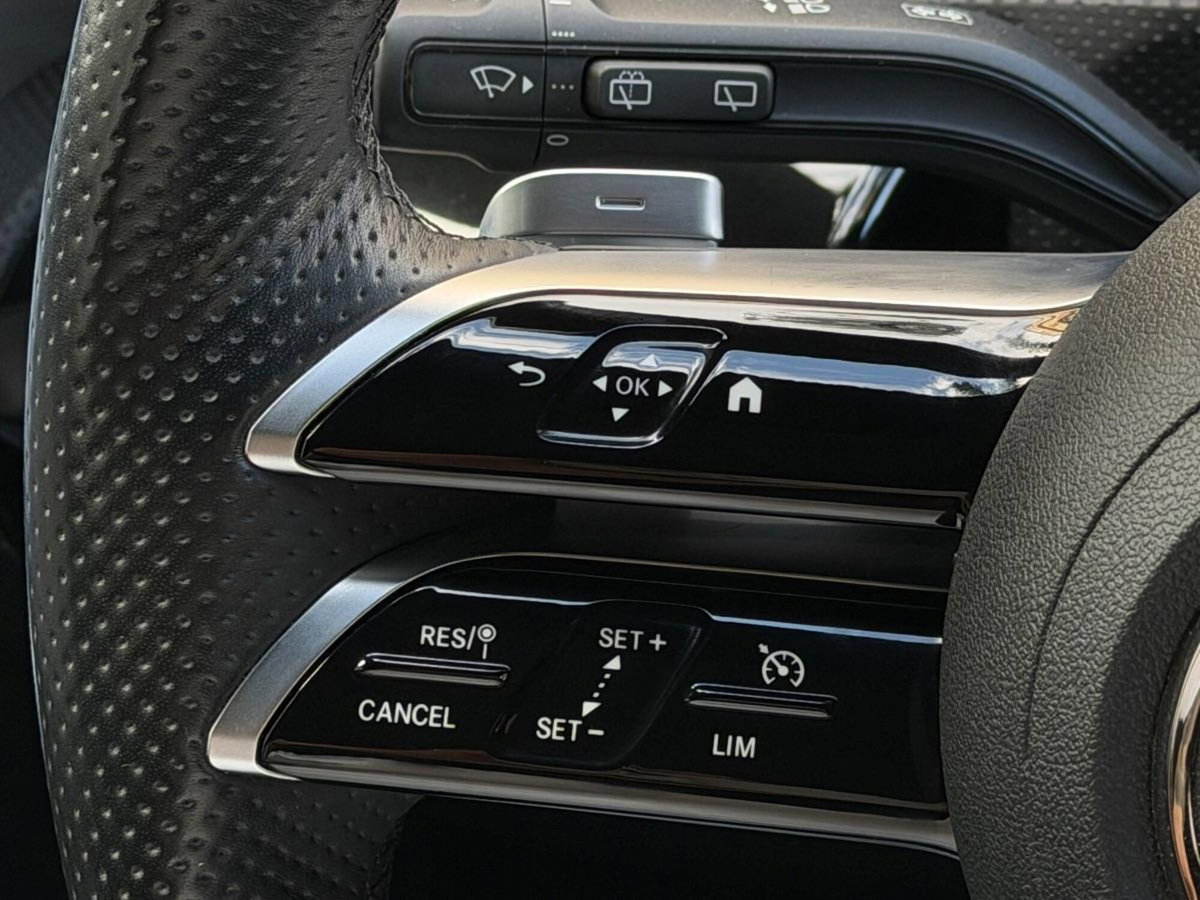 Mercedes-Benz Classe A Sedan 220 d Automatic 4Matic 4p. Premium (18)