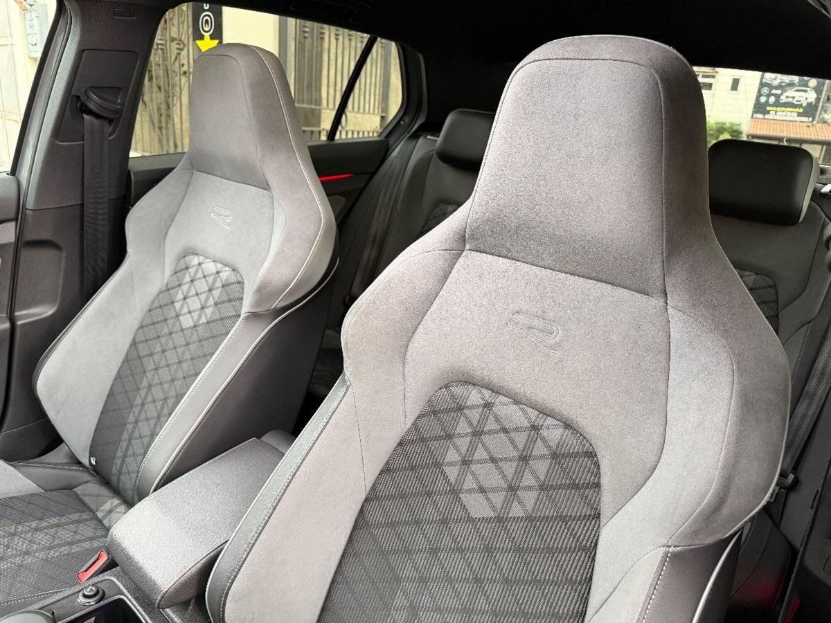 Volkswagen Golf Variant 2.0 TDI 150 CV DSG SCR R-Line (14)