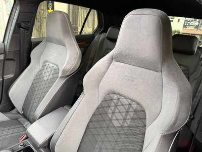 Volkswagen Golf Variant 2.0 TDI 150 CV DSG SCR R-Line (14)