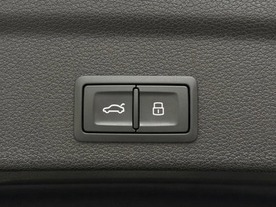 Audi Q3 40 TDI quattro S tronic Business (13)