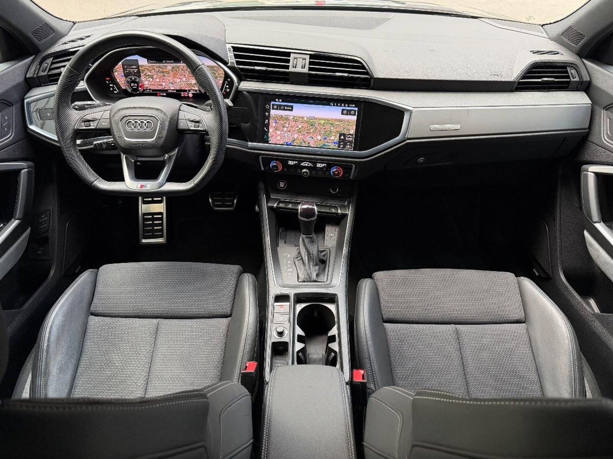 Audi Q3 40 TDI quattro S tronic Business (16)