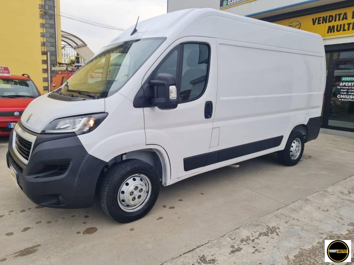 Peugeot Boxer Furgone 333 BlueHDi 140 S&S PM-TM Combi Premium (5)
