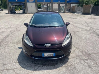 Ford Fiesta 1.4 TDCi 68CV 5 porte Titanium (2)