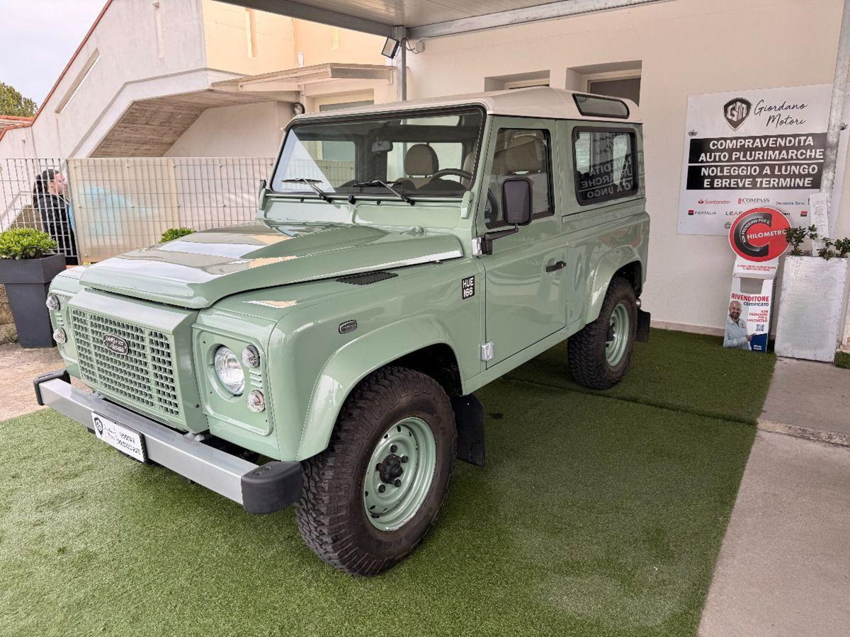 Land Rover Defender 90 2.2 TD4 S.W. E Pack Expedition N1