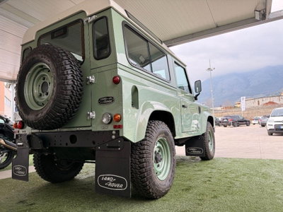 Land Rover Defender 90 2.2 TD4 S.W. E Pack Expedition N1 (6)