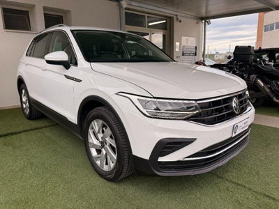 Volkswagen Tiguan 2.0 TDI 150 CV SCR DSG 4MOTION Life (3)