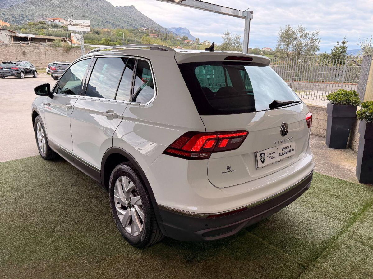 Volkswagen Tiguan 2.0 TDI 150 CV SCR DSG 4MOTION Life (4)
