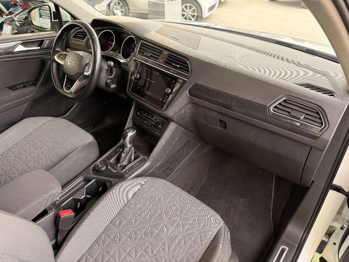 Volkswagen Tiguan 2.0 TDI 150 CV SCR DSG 4MOTION Life (11)