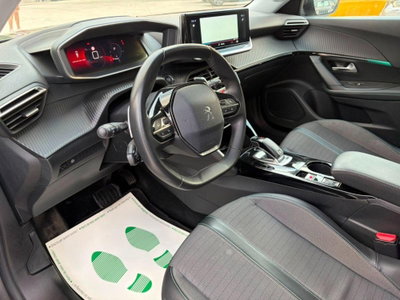 Peugeot 2008 BlueHDi 130 S&S EAT8 Allure Pack (10)