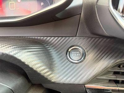 Peugeot 2008 BlueHDi 130 S&S EAT8 Allure Pack (15)