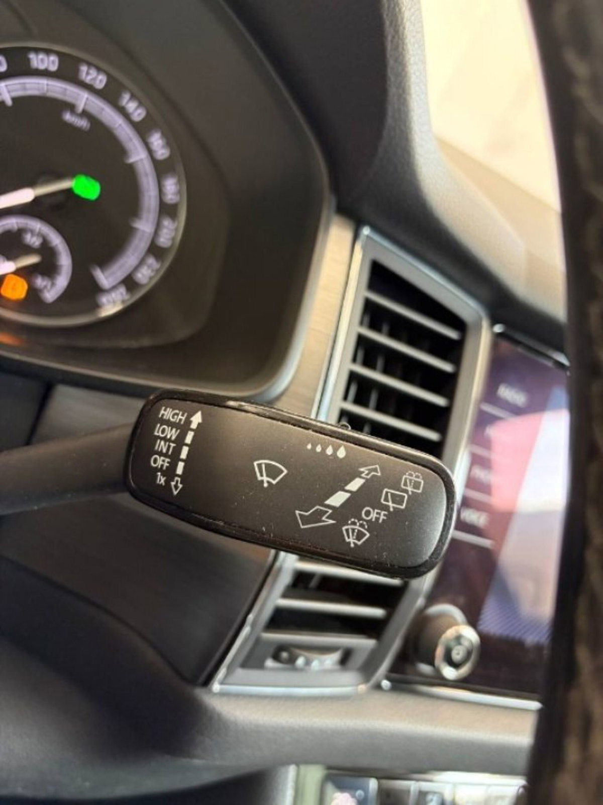 Skoda Kodiaq 2.0 TDI SCR DSG Executive (19)