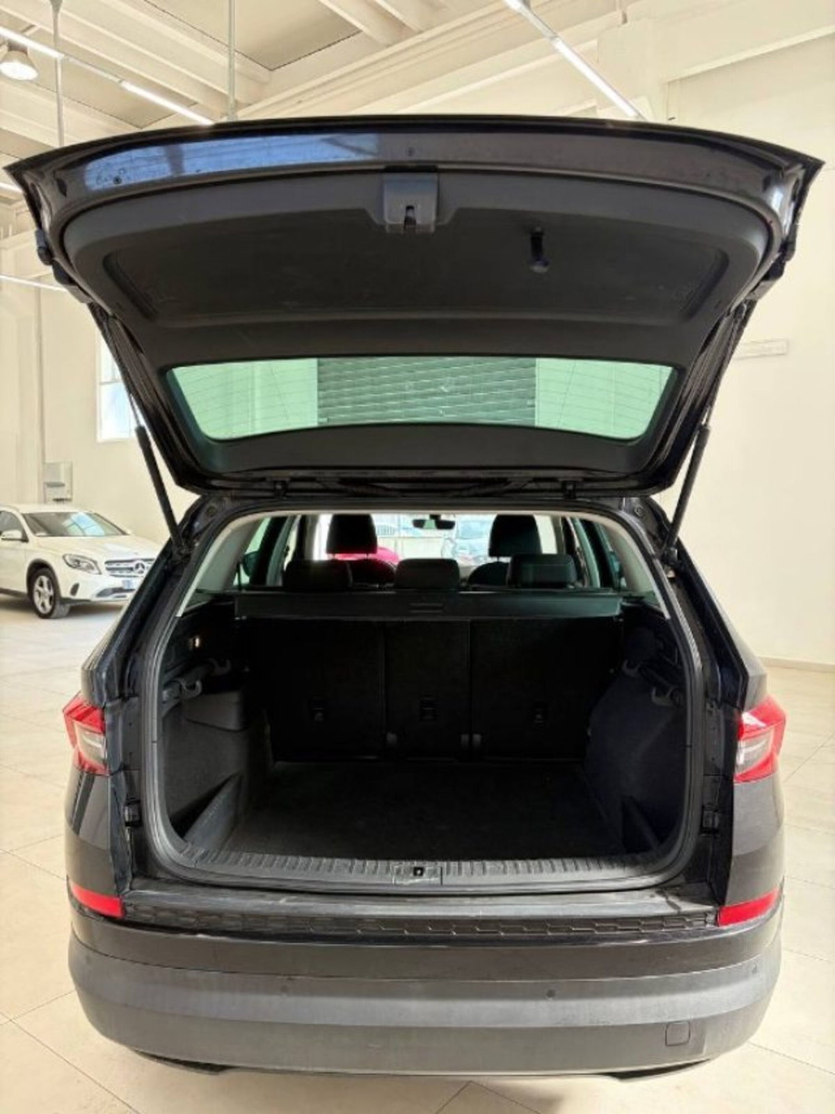 Skoda Kodiaq 2.0 TDI SCR DSG Executive (6)