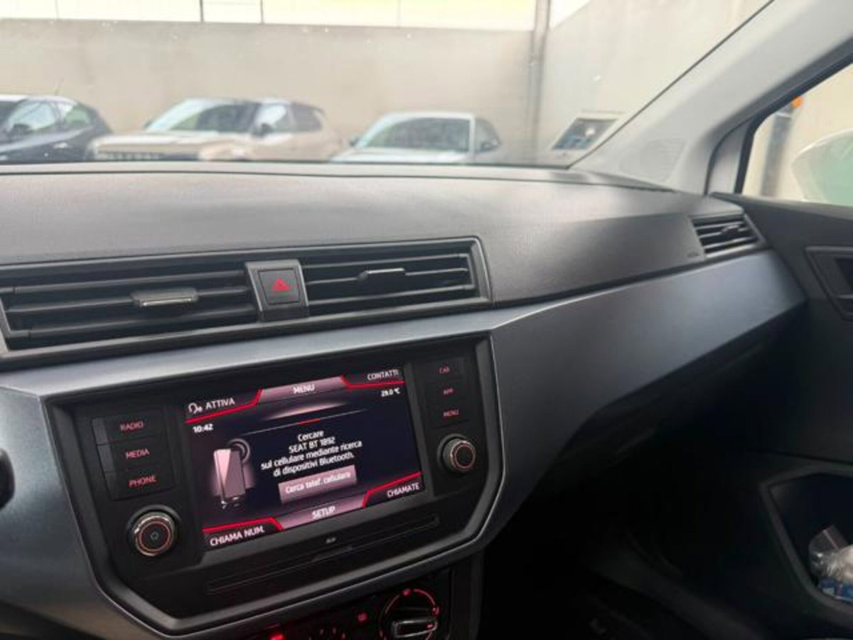 SEAT Arona 1.0 TGI Style (12)