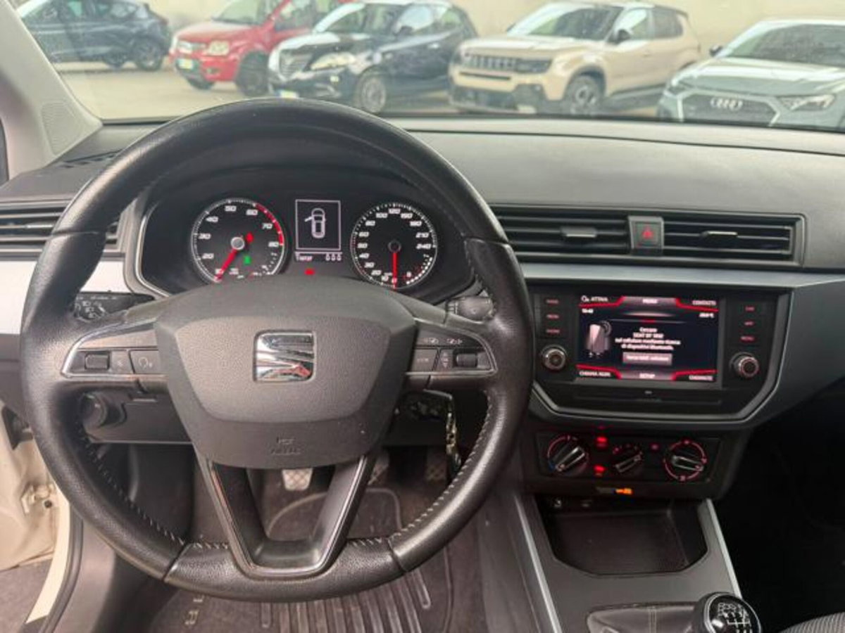 SEAT Arona 1.0 TGI Style (9)