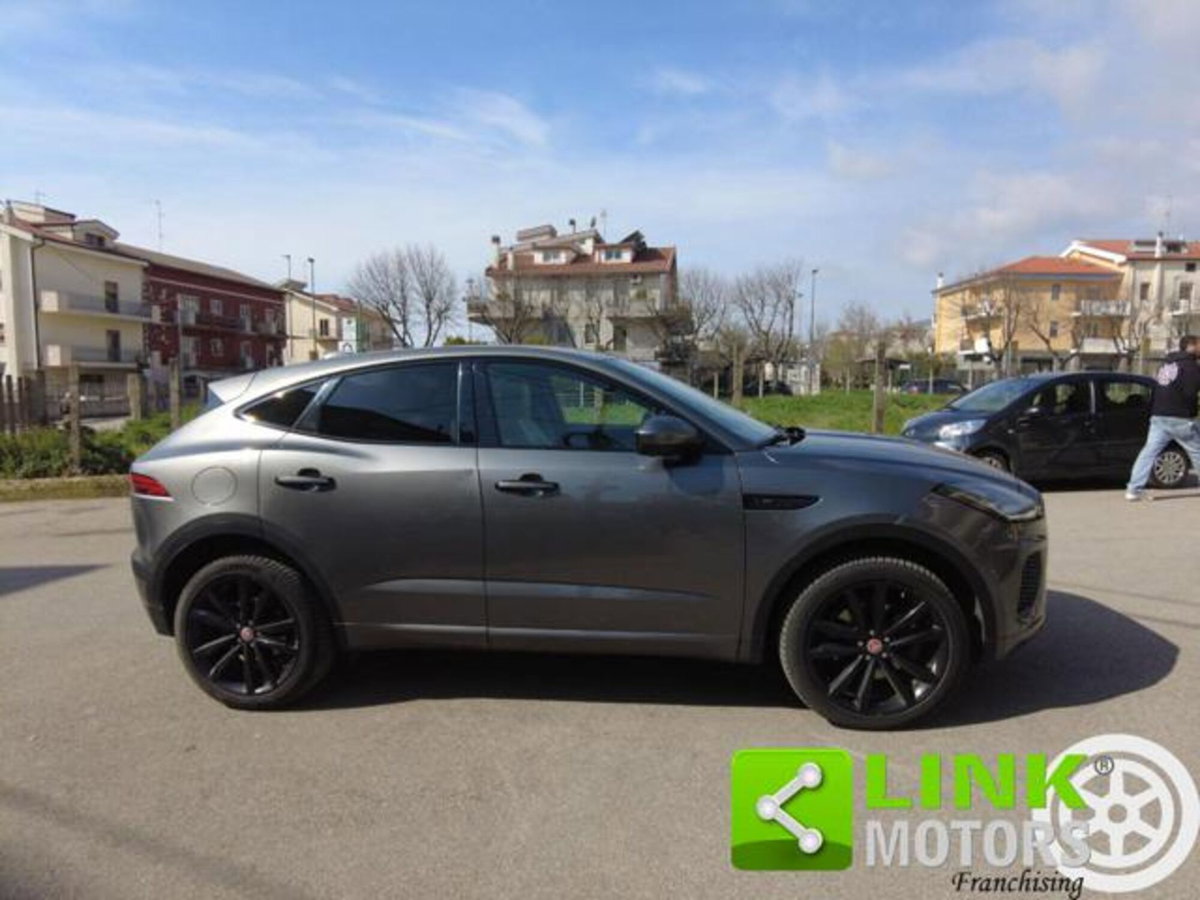 Jaguar E-Pace 2.0D 180 CV AWD aut. R-Dynamic SE (17)