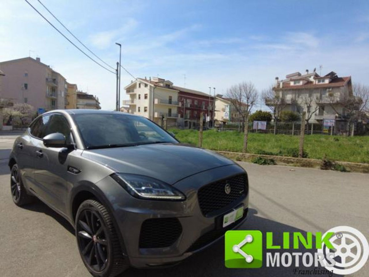 Jaguar E-Pace 2.0D 180 CV AWD aut. R-Dynamic SE (5)