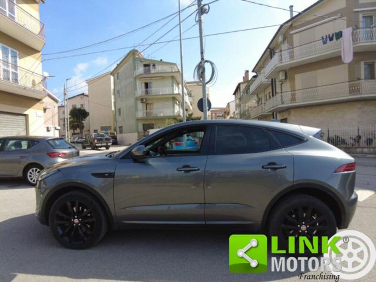 Jaguar E-Pace 2.0D 180 CV AWD aut. R-Dynamic SE (7)