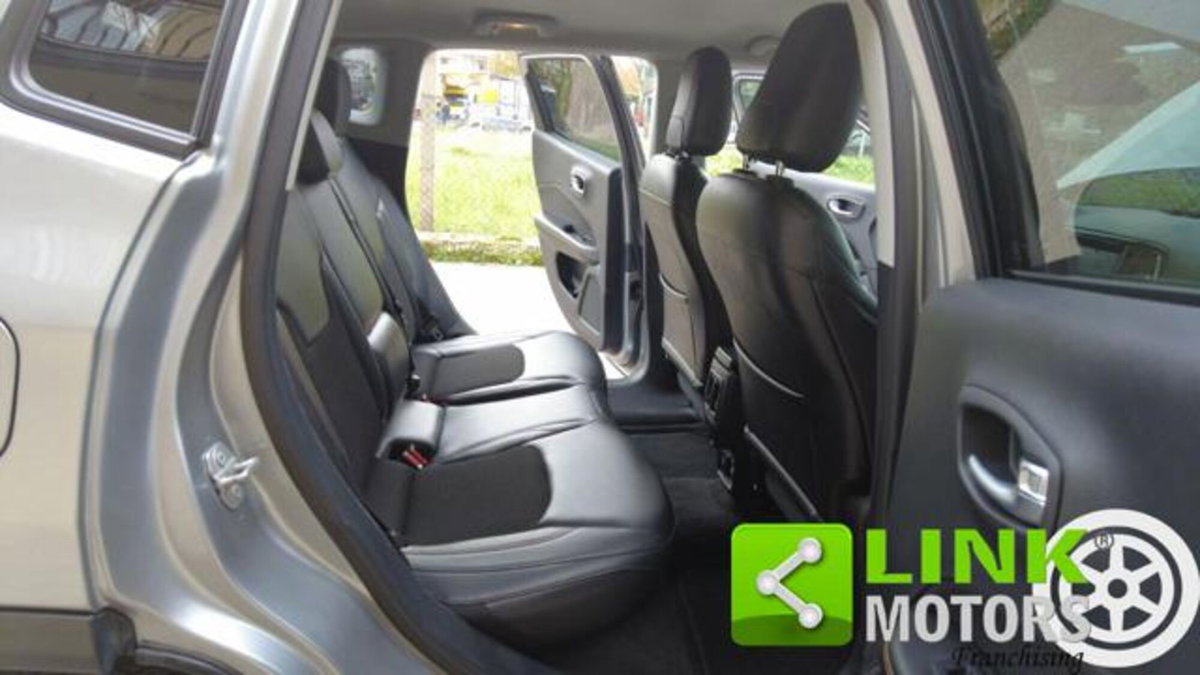 Jeep Compass 2.0 Multijet II 4WD Limited (19)