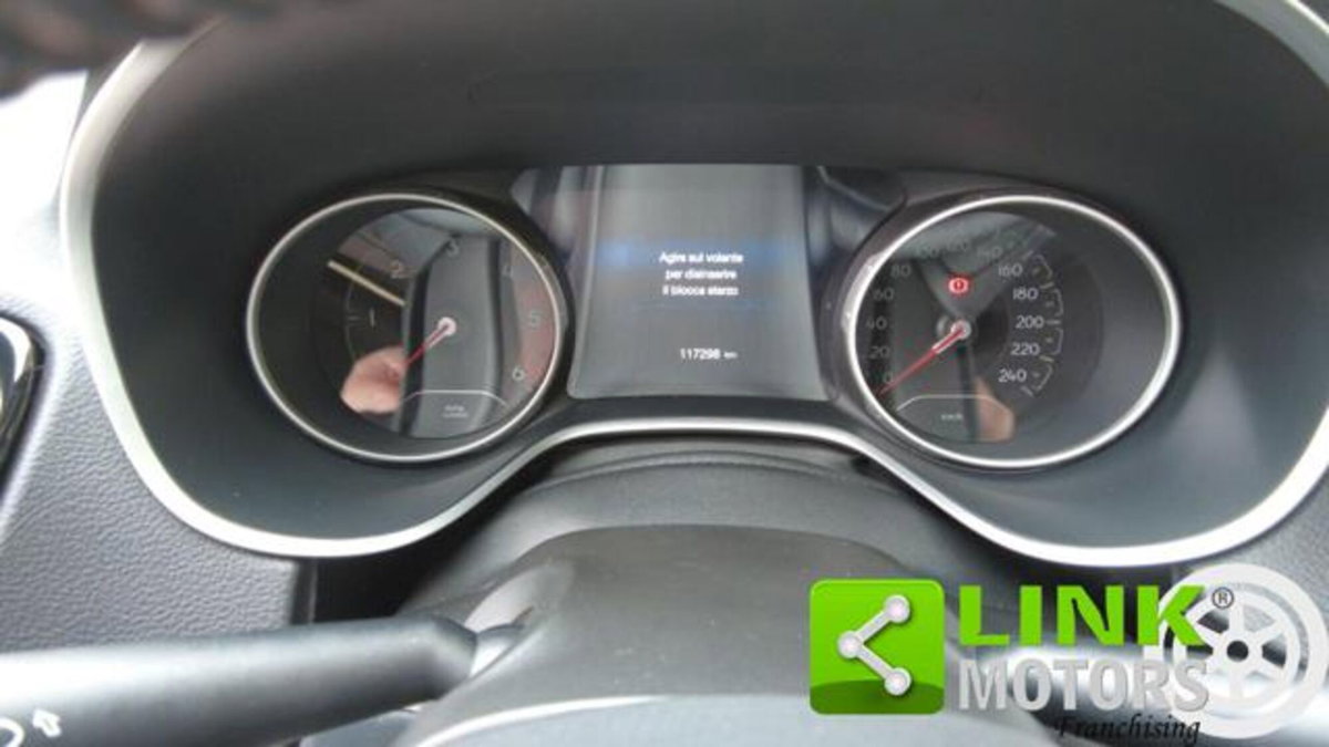 Jeep Compass 2.0 Multijet II 4WD Limited (6)