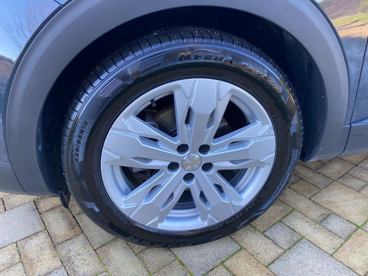 Peugeot 3008 BlueHDi 130 S&S Allure (12)